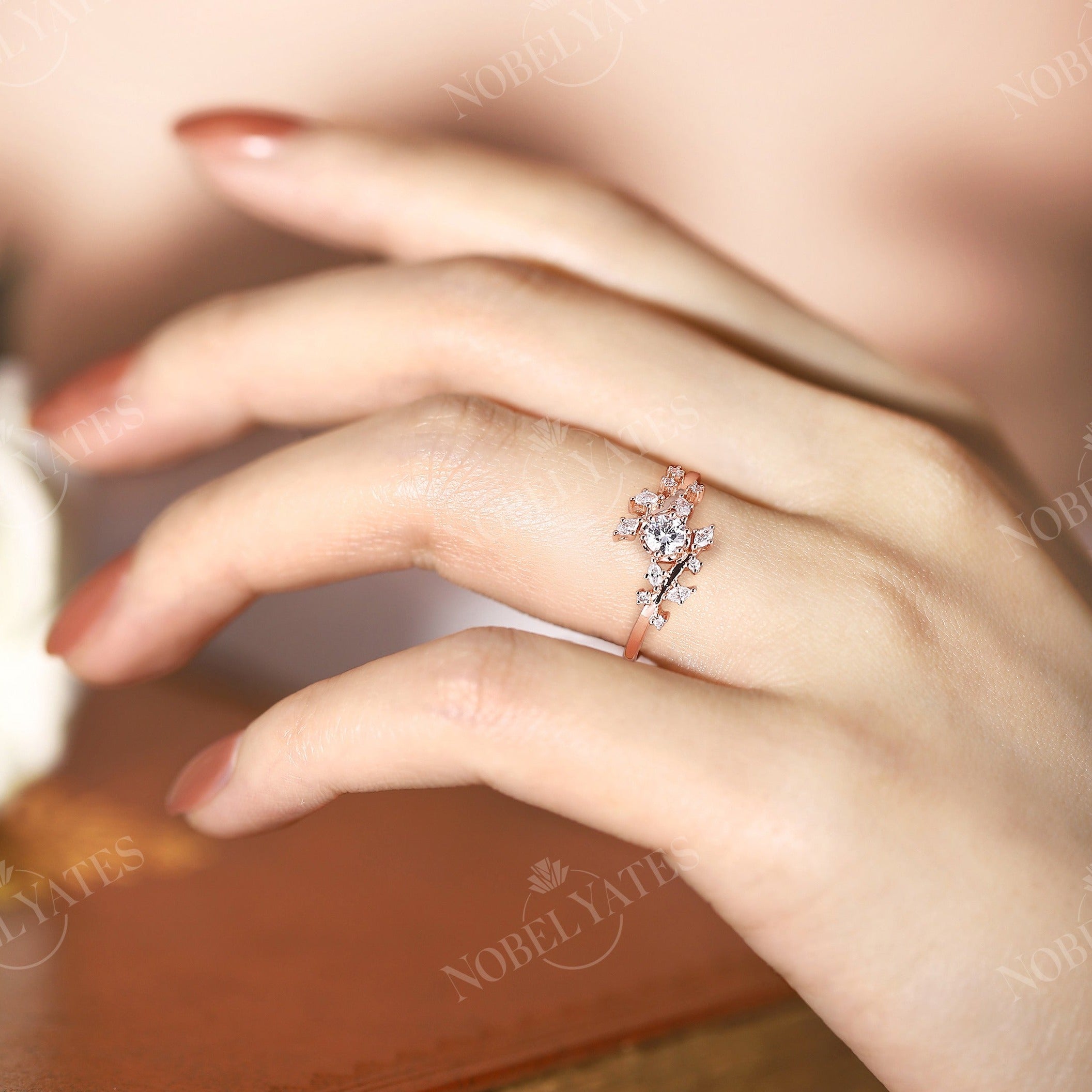 Mesmerizing Leaf Design Diamond Ring - Alapatt Diamonds